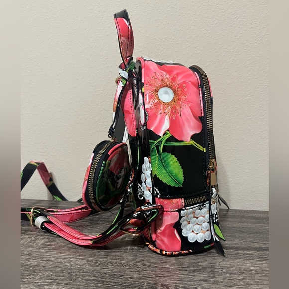 NWT 3 in 1 Convertible Mini Backpack Purse & Wallet - Picture 6 of 6